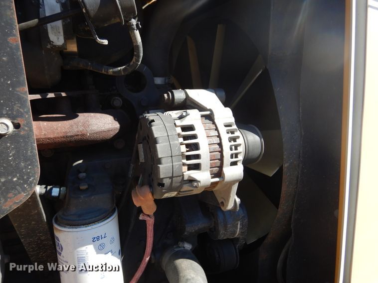 image for item DL6397 2008 Vermeer RTX1250  cable plow