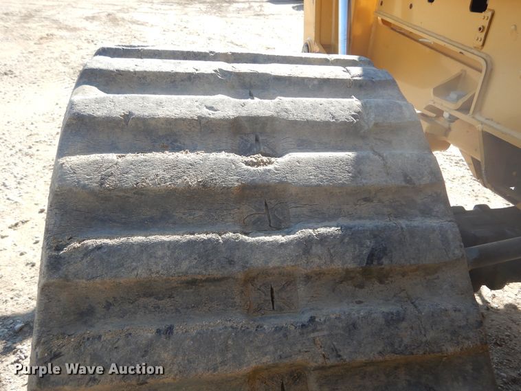 image for item DL6397 2008 Vermeer RTX1250  cable plow