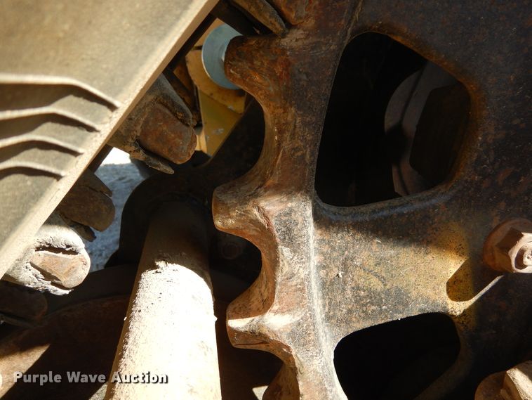 image for item DL6397 2008 Vermeer RTX1250  cable plow