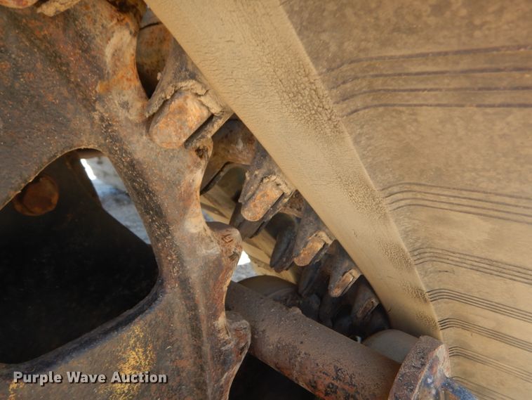 image for item DL6397 2008 Vermeer RTX1250  cable plow