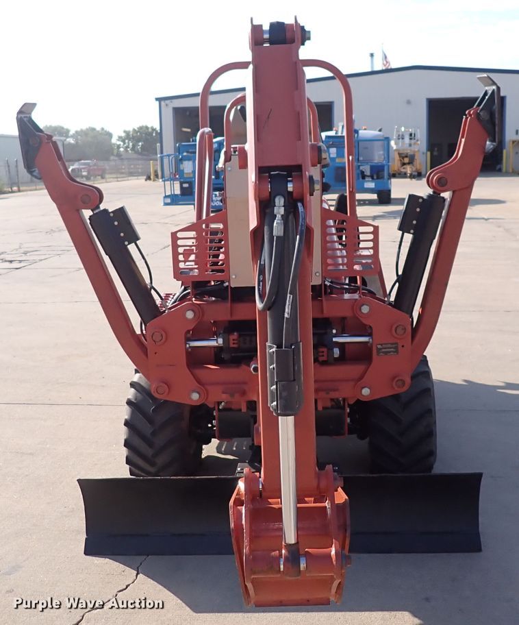 image for item DL7653 2015 Ditch Witch RT45  trencher