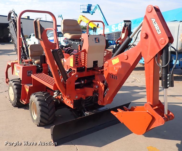 image for item DL7653 2015 Ditch Witch RT45  trencher