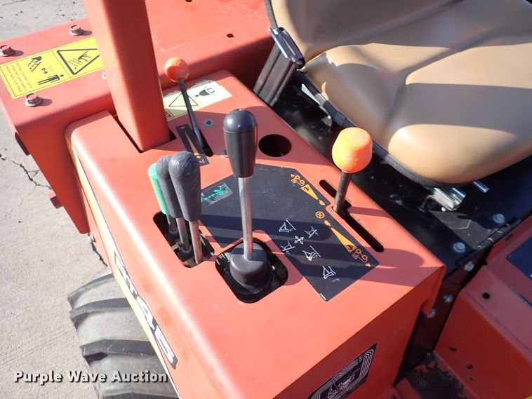 image for item DL7653 2015 Ditch Witch RT45  trencher