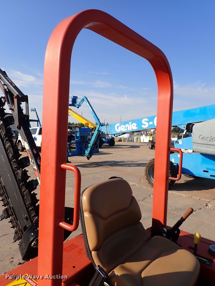 image for item DL7653 2015 Ditch Witch RT45  trencher