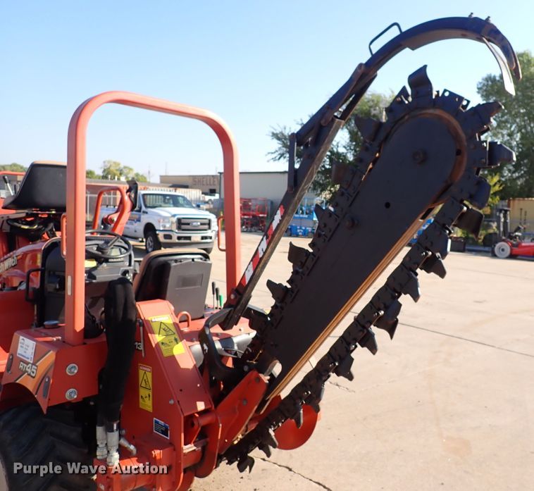 image for item DL7653 2015 Ditch Witch RT45  trencher