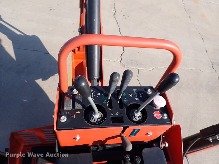 image for item DL7653 2015 Ditch Witch RT45  trencher