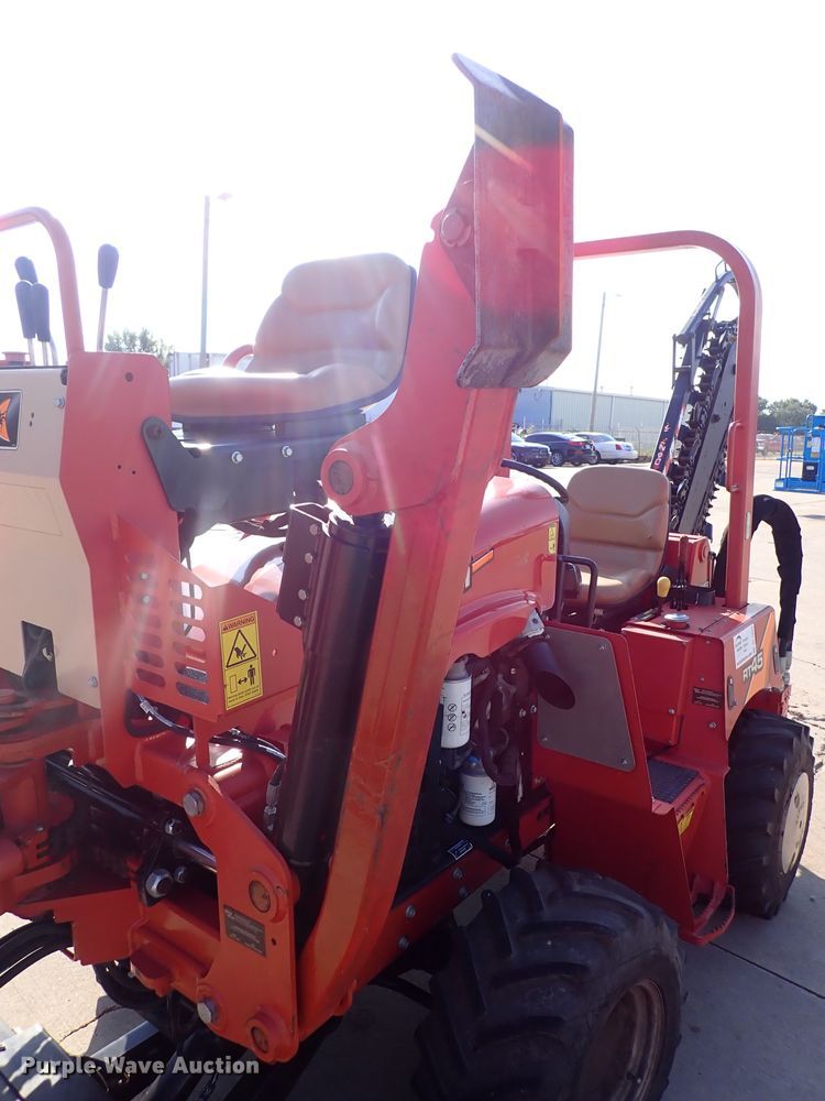 image for item DL7653 2015 Ditch Witch RT45  trencher