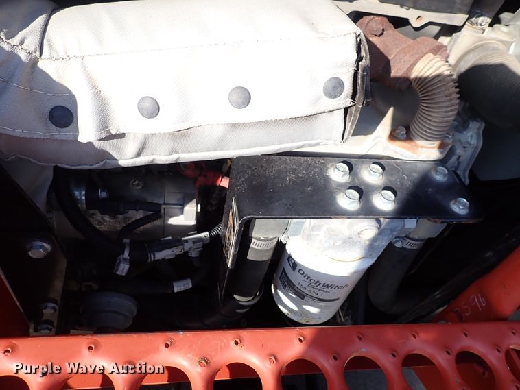 image for item DL7653 2015 Ditch Witch RT45  trencher