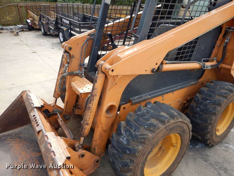 image for item DM4393 2004 Case 40XT  skid steer loader