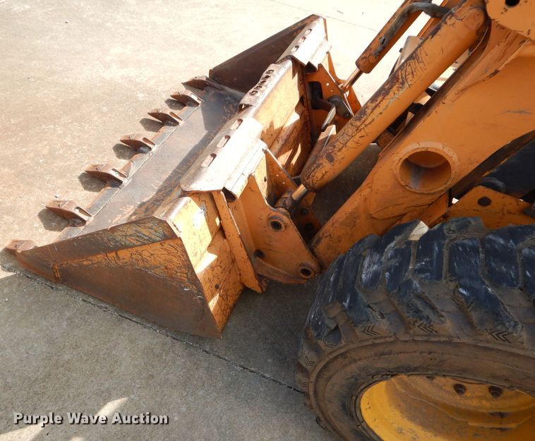 image for item DM4393 2004 Case 40XT  skid steer loader