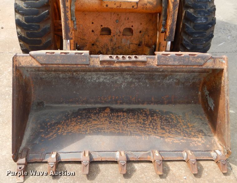 image for item DM4393 2004 Case 40XT  skid steer loader