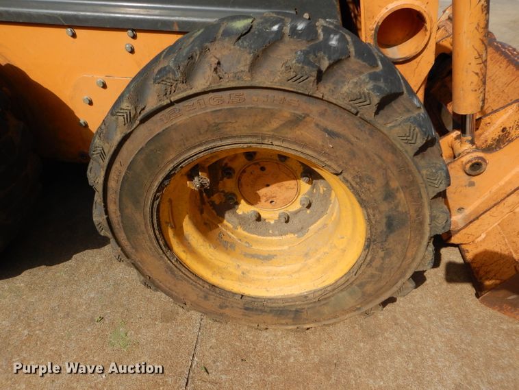 image for item DM4393 2004 Case 40XT  skid steer loader