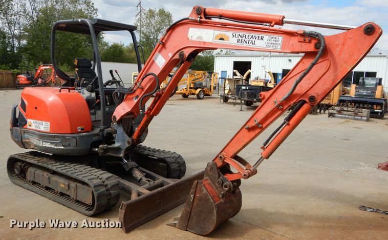 image for item DM4394 2007 Kubota KX121-3  mini excavator