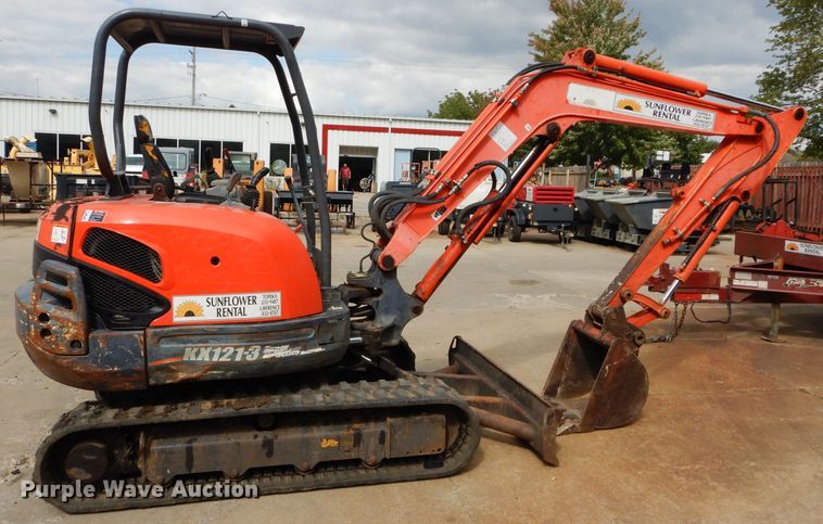image for item DM4394 2007 Kubota KX121-3  mini excavator