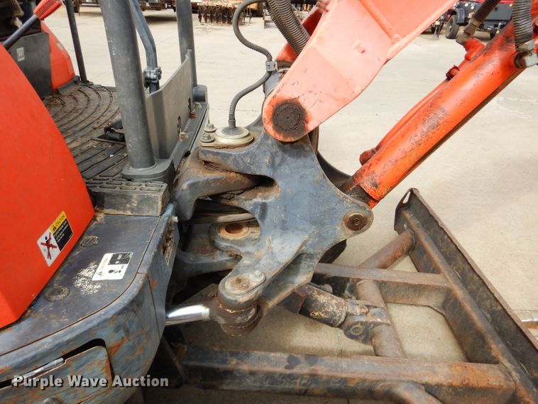 image for item DM4394 2007 Kubota KX121-3  mini excavator