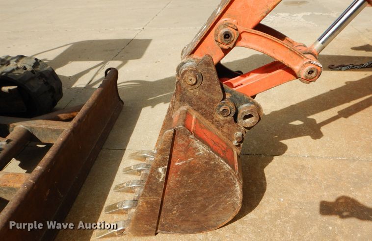 image for item DM4394 2007 Kubota KX121-3  mini excavator