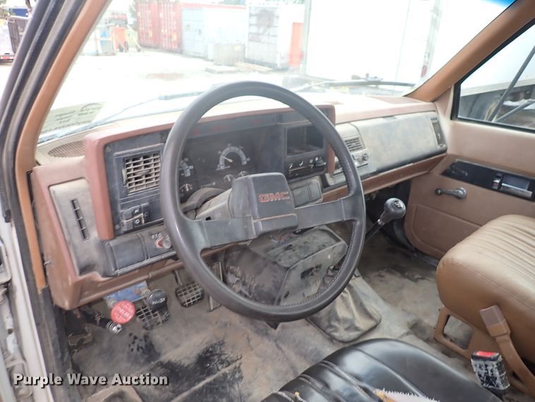 image for item DN2134 1994 GMC TopKick  dump flatbed truck