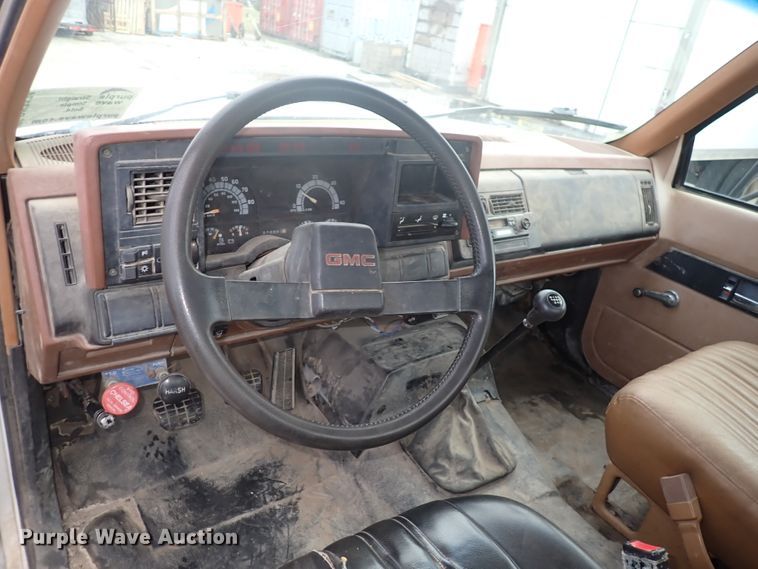 image for item DN2134 1994 GMC TopKick  dump flatbed truck