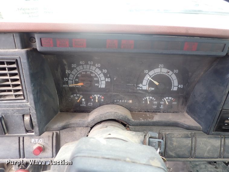 image for item DN2134 1994 GMC TopKick  dump flatbed truck