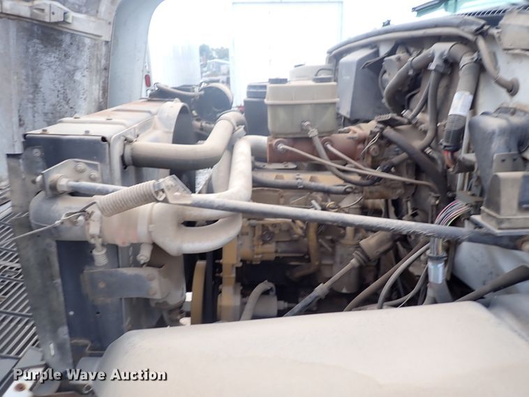 image for item DN2134 1994 GMC TopKick  dump flatbed truck