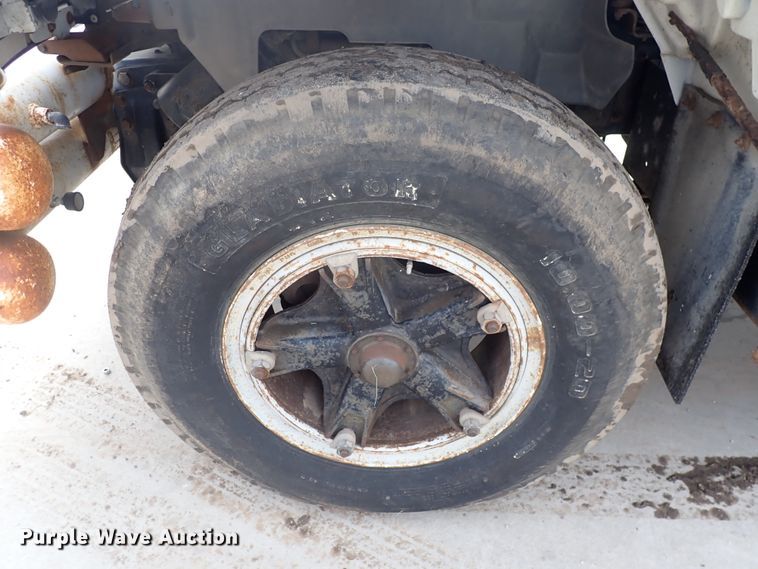 image for item DN2134 1994 GMC TopKick  dump flatbed truck