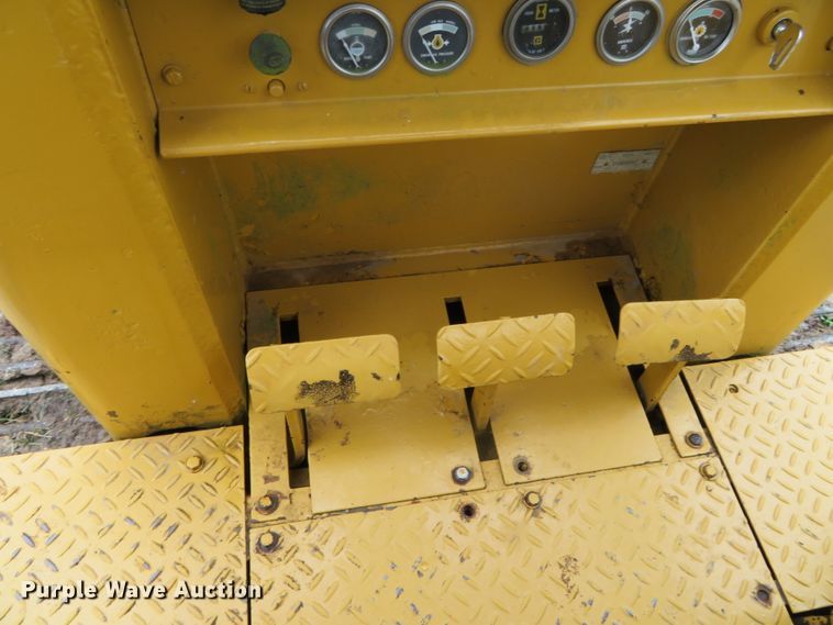 image for item DN7755 1974 Caterpillar 931  track loader