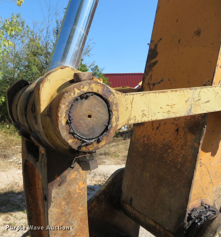 image for item DN7757 2003 Case CX225SR  excavator