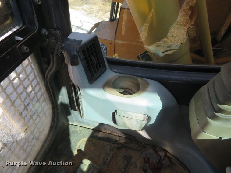 image for item DN7757 2003 Case CX225SR  excavator