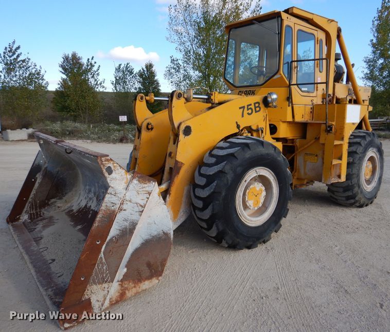 image for item EV9324 Clark 75B  wheel loader