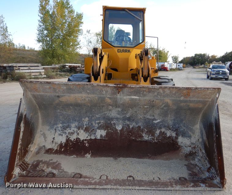 image for item EV9324 Clark 75B  wheel loader