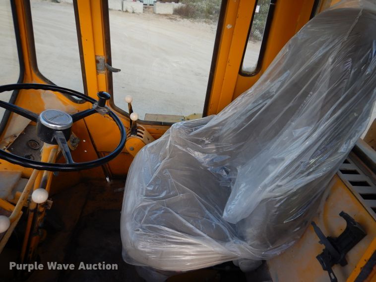 image for item EV9324 Clark 75B  wheel loader