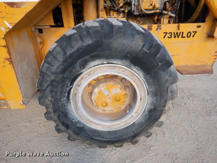 image for item EV9324 Clark 75B  wheel loader