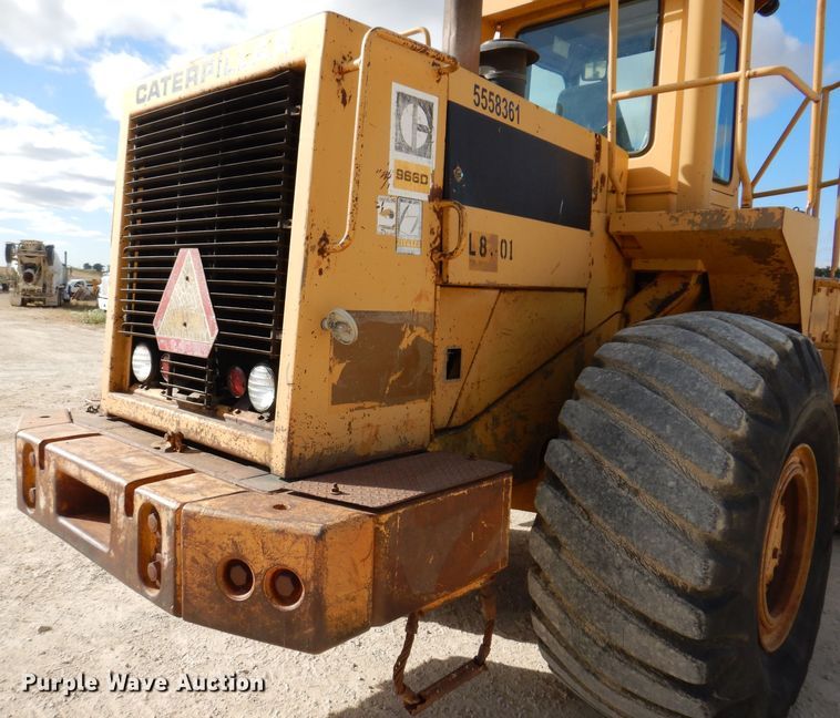 image for item EV9325 1982 Caterpillar 966D  wheel loader