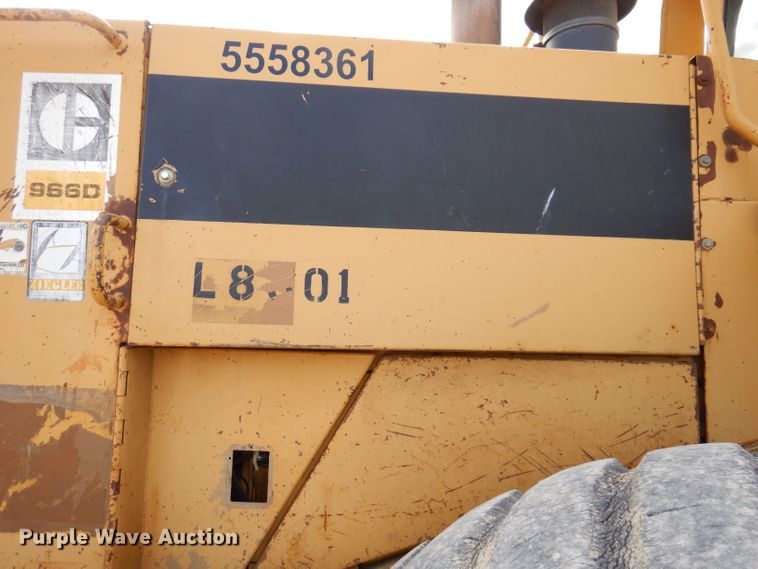 image for item EV9325 1982 Caterpillar 966D  wheel loader