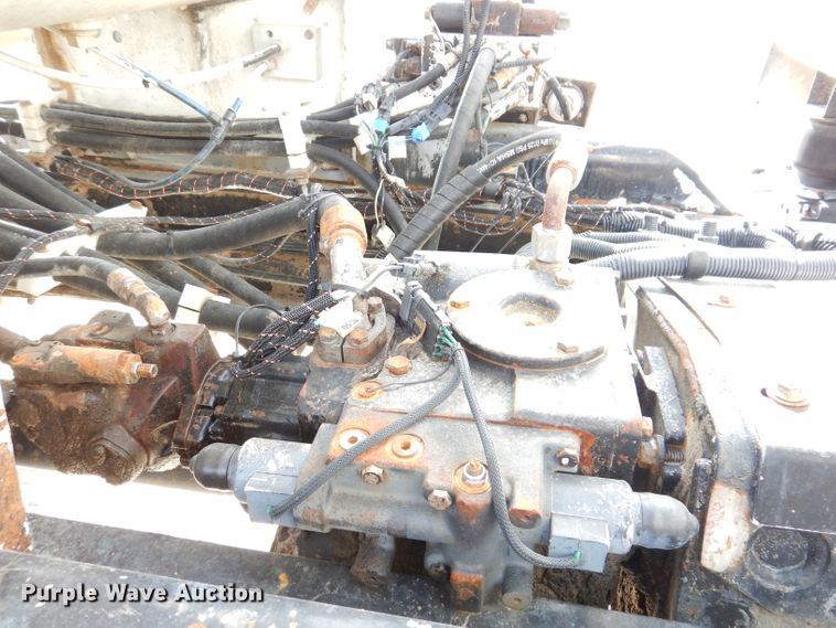 image for item EV9327 2004 Mack CV513  ready mix truck