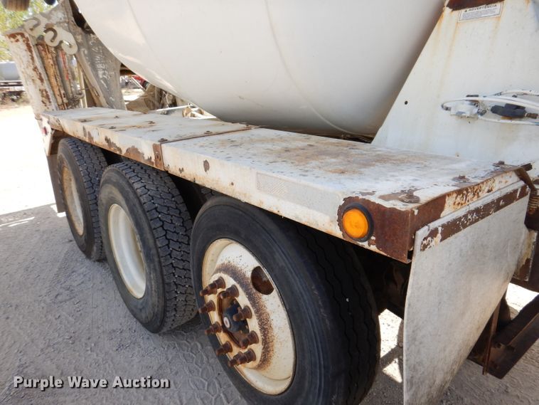 image for item EV9327 2004 Mack CV513  ready mix truck