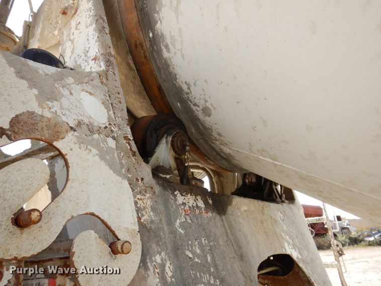 image for item EV9327 2004 Mack CV513  ready mix truck