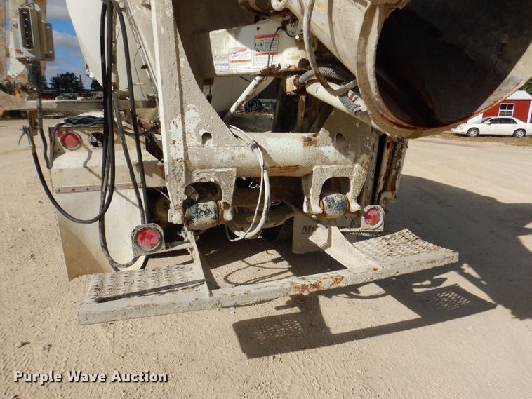 image for item EV9327 2004 Mack CV513  ready mix truck