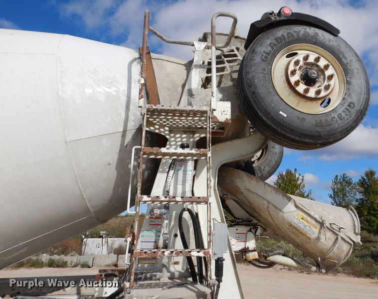 image for item EV9327 2004 Mack CV513  ready mix truck