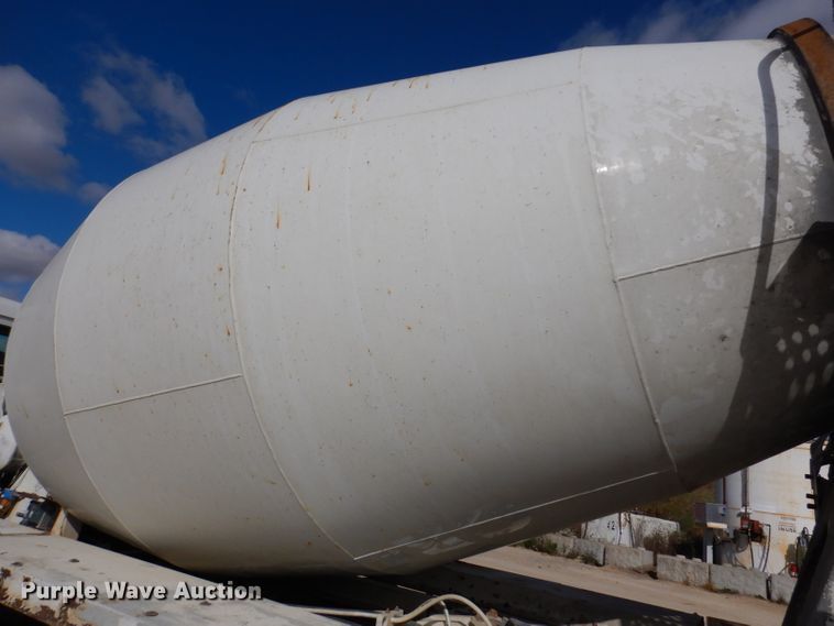 image for item EV9327 2004 Mack CV513  ready mix truck