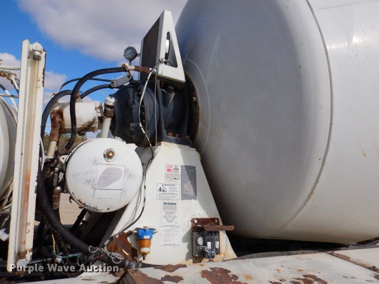 image for item EV9327 2004 Mack CV513  ready mix truck