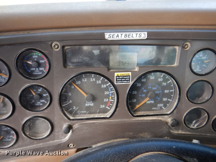 image for item EV9327 2004 Mack CV513  ready mix truck