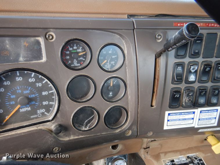 image for item EV9327 2004 Mack CV513  ready mix truck