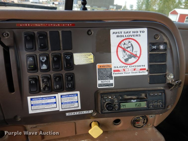 image for item EV9327 2004 Mack CV513  ready mix truck