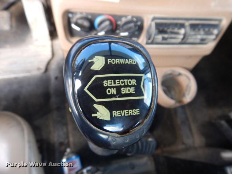 image for item EV9327 2004 Mack CV513  ready mix truck