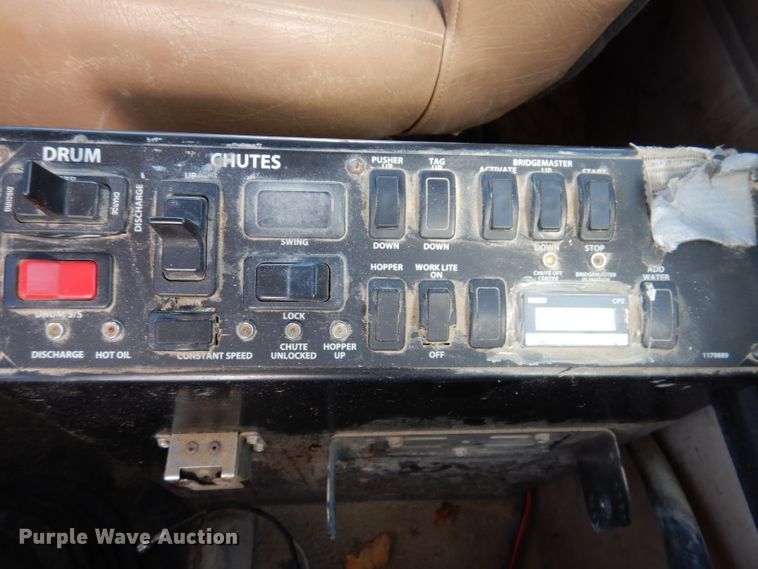 image for item EV9327 2004 Mack CV513  ready mix truck