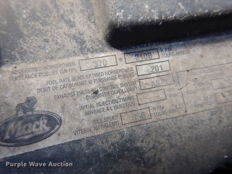 image for item EV9327 2004 Mack CV513  ready mix truck