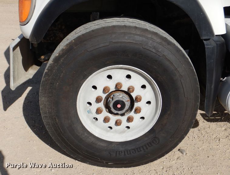 image for item EV9327 2004 Mack CV513  ready mix truck