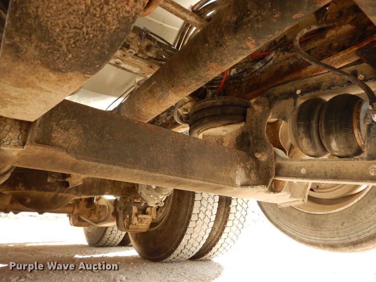 image for item EV9327 2004 Mack CV513  ready mix truck