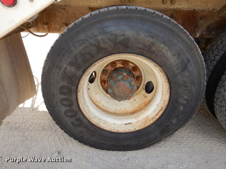 image for item EV9327 2004 Mack CV513  ready mix truck